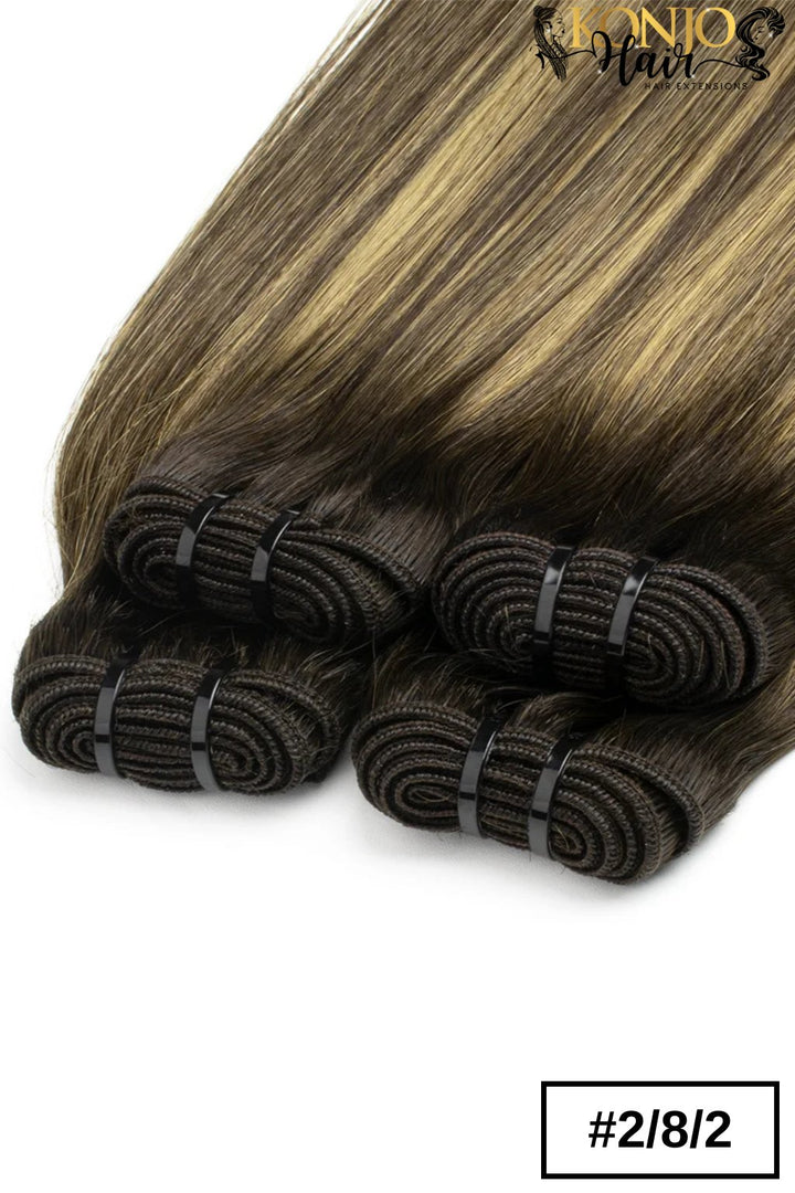 2/8/2 ash blonde highlighted bundles - weft top view close up