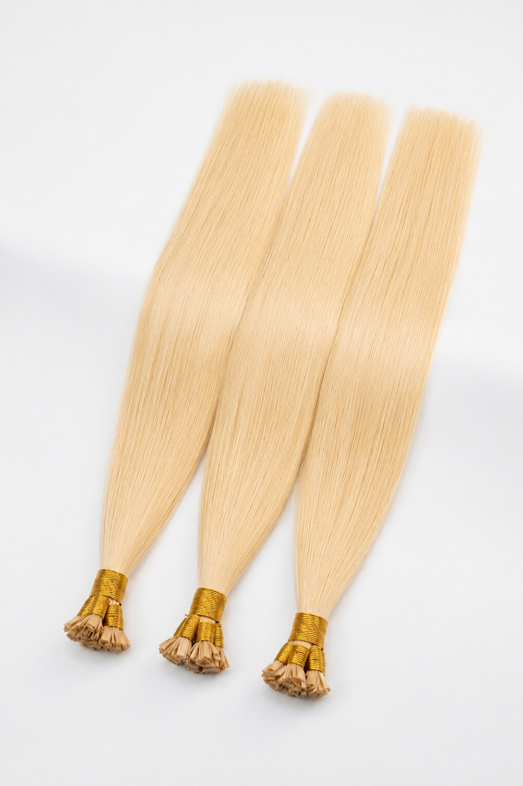 Light Blonde Flat Tip Hair Extensions Made From 100% Human Hair